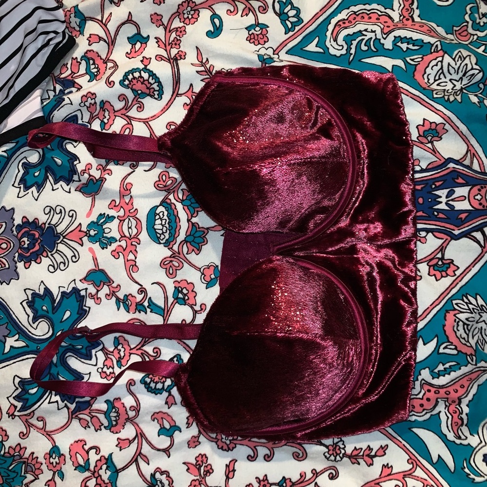 Like New VS bralettes